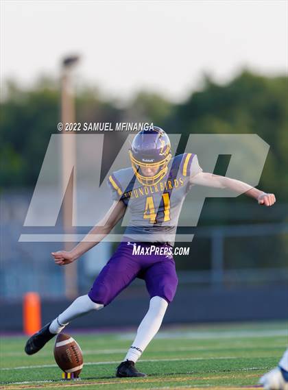 Thumbnail 3 in Kearney @ Bellevue West photogallery.