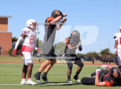 Thumbnail 3 in Skyline @ Rockwall photogallery.
