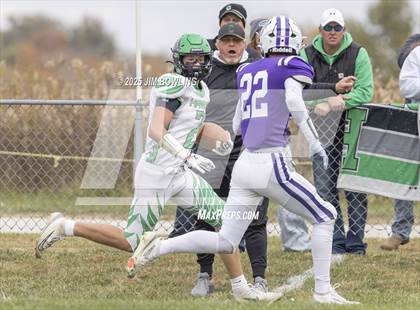 Thumbnail 2 in Oakwood vs. Carrollton (IHSA 1A Round 1) photogallery.