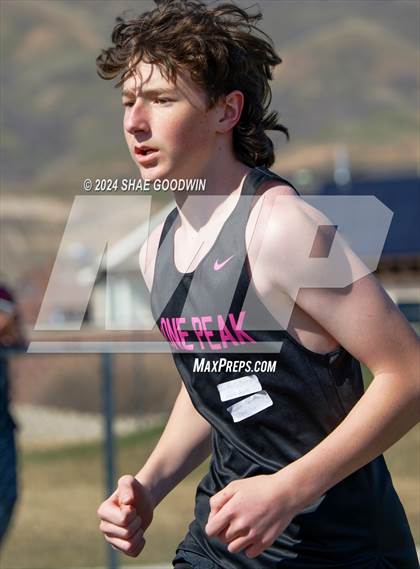 Thumbnail 2 in Skyridge Tri Meet photogallery.