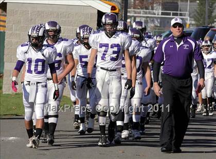 Thumbnail 2 in Cheverus vs. Deering (SMAA Class A West Regional Final) photogallery.
