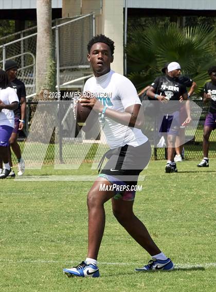 Thumbnail 3 in ED White vs Providence (Jaguars Prep Nike 11-On 7v7) photogallery.