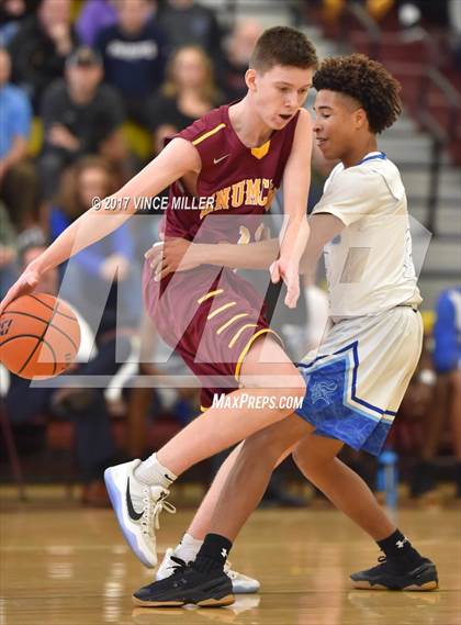 Thumbnail 3 in Curtis vs Enumclaw (WIAA District 3 Playoff) photogallery.