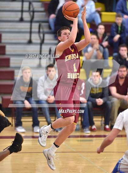Thumbnail 1 in Curtis vs Enumclaw (WIAA District 3 Playoff) photogallery.