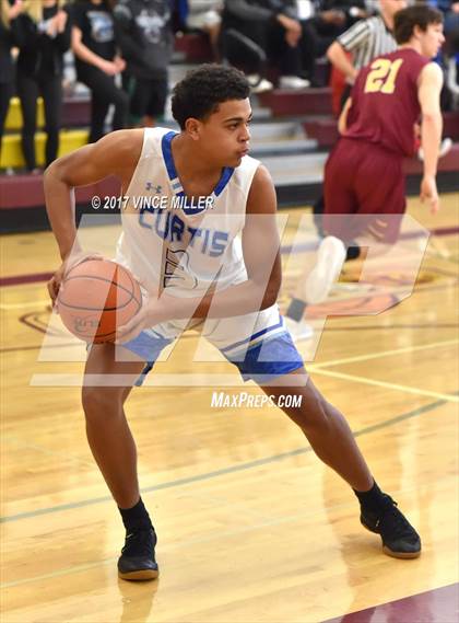 Thumbnail 3 in Curtis vs Enumclaw (WIAA District 3 Playoff) photogallery.