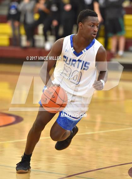 Thumbnail 2 in Curtis vs Enumclaw (WIAA District 3 Playoff) photogallery.