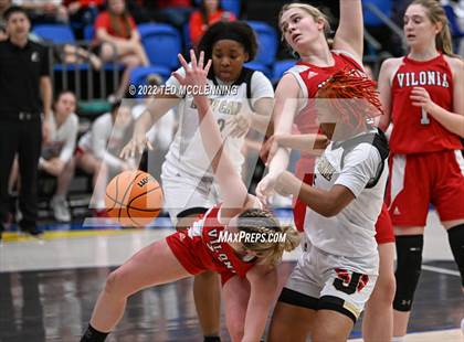 Thumbnail 1 in Jonesboro vs. Vilonia (AAA 5A State Playoff 2nd round) photogallery.