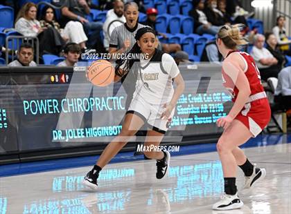 Thumbnail 1 in Jonesboro vs. Vilonia (AAA 5A State Playoff 2nd round) photogallery.