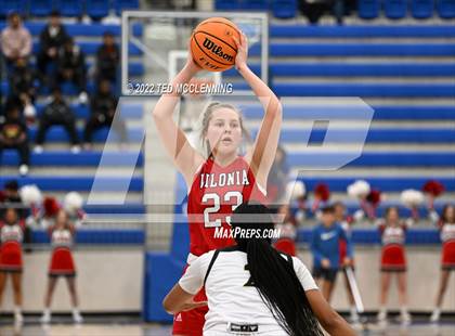 Thumbnail 3 in Jonesboro vs. Vilonia (AAA 5A State Playoff 2nd round) photogallery.
