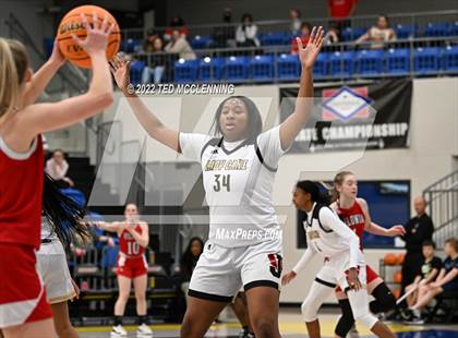 Thumbnail 2 in Jonesboro vs. Vilonia (AAA 5A State Playoff 2nd round) photogallery.