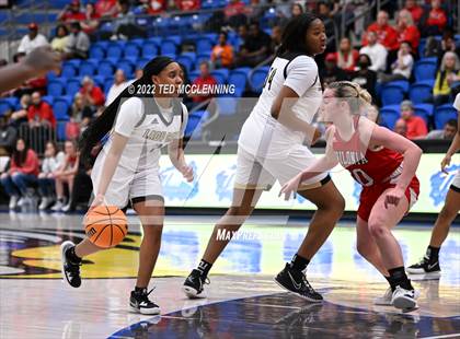 Thumbnail 1 in Jonesboro vs. Vilonia (AAA 5A State Playoff 2nd round) photogallery.