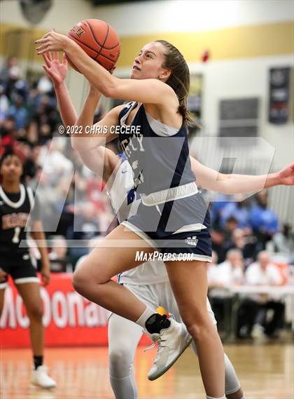 Thumbnail 1 in Ronald McDonald House Senior All-Star Game photogallery.