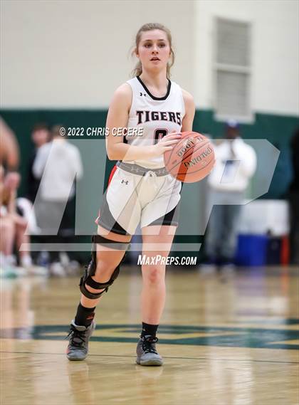 Thumbnail 1 in Ronald McDonald House Senior All-Star Game photogallery.