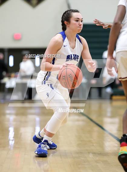 Thumbnail 2 in Ronald McDonald House Senior All-Star Game photogallery.