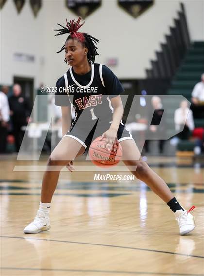 Thumbnail 3 in Ronald McDonald House Senior All-Star Game photogallery.