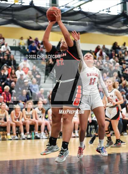 Thumbnail 2 in Ronald McDonald House Senior All-Star Game photogallery.