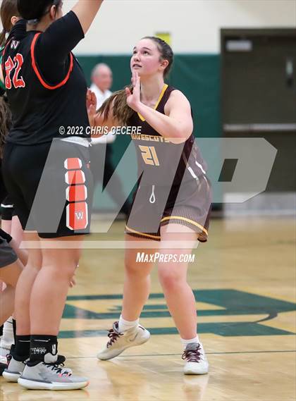 Thumbnail 2 in Ronald McDonald House Senior All-Star Game photogallery.
