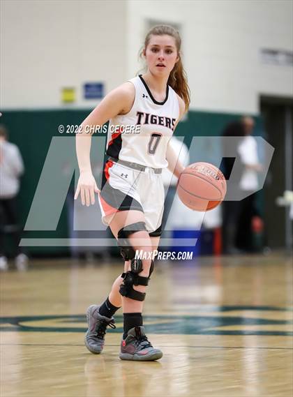 Thumbnail 2 in Ronald McDonald House Senior All-Star Game photogallery.