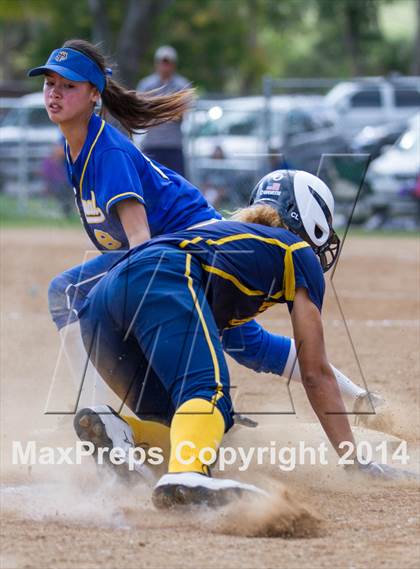 Thumbnail 3 in Bonita Vista @ San Pasqual photogallery.