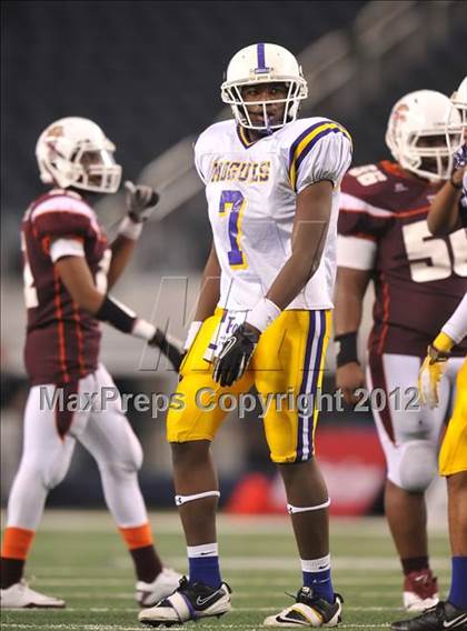 Thumbnail 3 in Munday vs. Tenaha (UIL 1A Division 2 Final) photogallery.