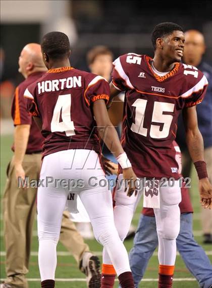 Thumbnail 3 in Munday vs. Tenaha (UIL 1A Division 2 Final) photogallery.