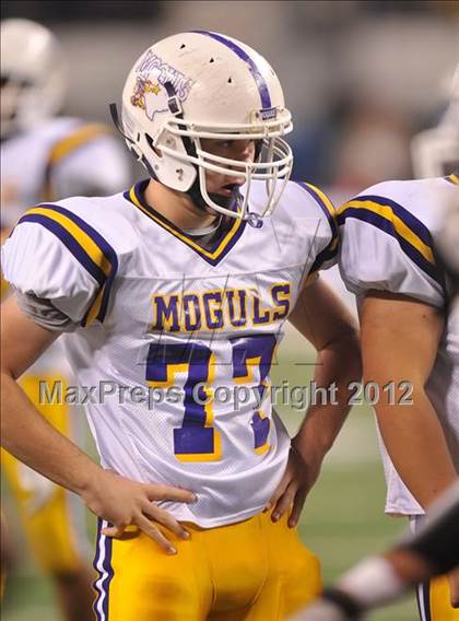 Thumbnail 3 in Munday vs. Tenaha (UIL 1A Division 2 Final) photogallery.