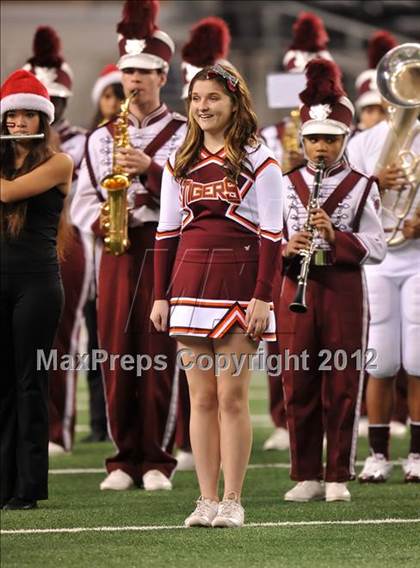 Thumbnail 3 in Munday vs. Tenaha (UIL 1A Division 2 Final) photogallery.