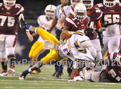 Thumbnail 3 in Munday vs. Tenaha (UIL 1A Division 2 Final) photogallery.
