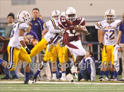 Thumbnail 2 in Munday vs. Tenaha (UIL 1A Division 2 Final) photogallery.