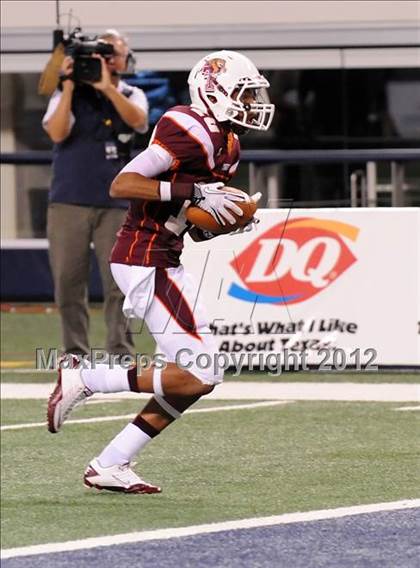 Thumbnail 3 in Munday vs. Tenaha (UIL 1A Division 2 Final) photogallery.