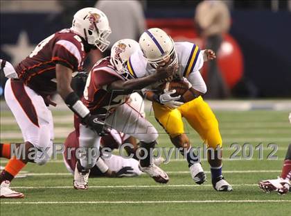 Thumbnail 1 in Munday vs. Tenaha (UIL 1A Division 2 Final) photogallery.