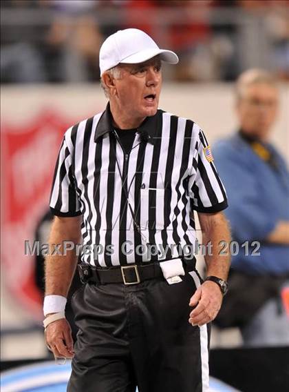 Thumbnail 2 in Munday vs. Tenaha (UIL 1A Division 2 Final) photogallery.