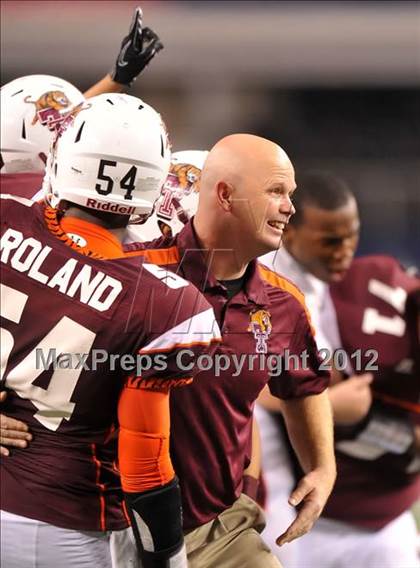 Thumbnail 2 in Munday vs. Tenaha (UIL 1A Division 2 Final) photogallery.