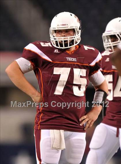 Thumbnail 1 in Munday vs. Tenaha (UIL 1A Division 2 Final) photogallery.