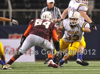 Thumbnail 2 in Munday vs. Tenaha (UIL 1A Division 2 Final) photogallery.