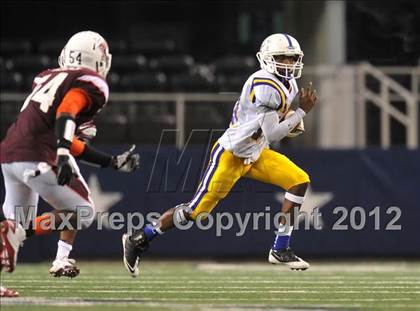 Thumbnail 2 in Munday vs. Tenaha (UIL 1A Division 2 Final) photogallery.