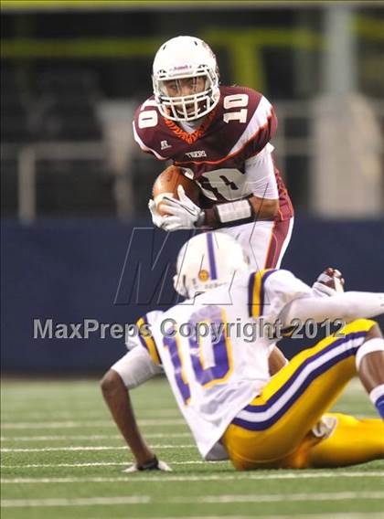Thumbnail 3 in Munday vs. Tenaha (UIL 1A Division 2 Final) photogallery.