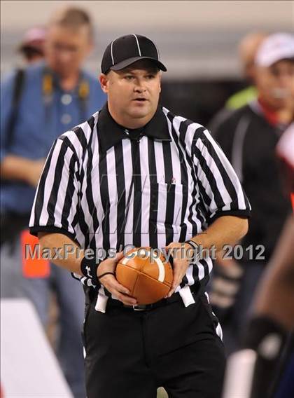 Thumbnail 1 in Munday vs. Tenaha (UIL 1A Division 2 Final) photogallery.