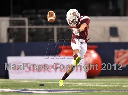 Thumbnail 2 in Munday vs. Tenaha (UIL 1A Division 2 Final) photogallery.