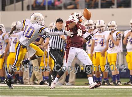 Thumbnail 3 in Munday vs. Tenaha (UIL 1A Division 2 Final) photogallery.