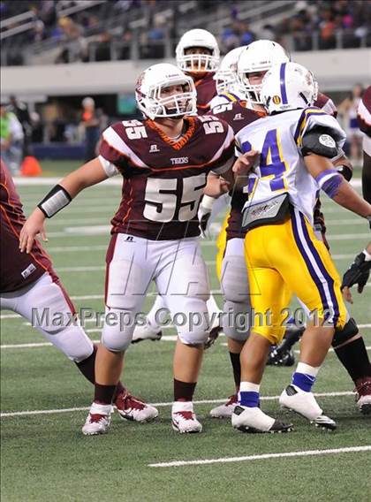 Thumbnail 2 in Munday vs. Tenaha (UIL 1A Division 2 Final) photogallery.
