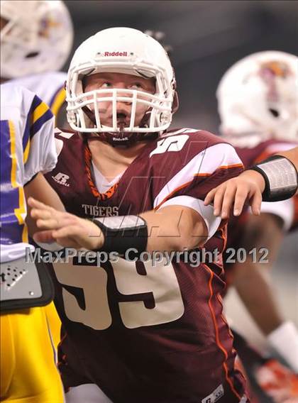 Thumbnail 2 in Munday vs. Tenaha (UIL 1A Division 2 Final) photogallery.