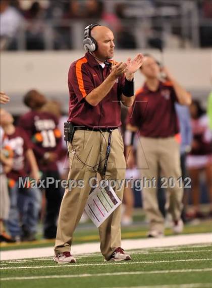 Thumbnail 3 in Munday vs. Tenaha (UIL 1A Division 2 Final) photogallery.
