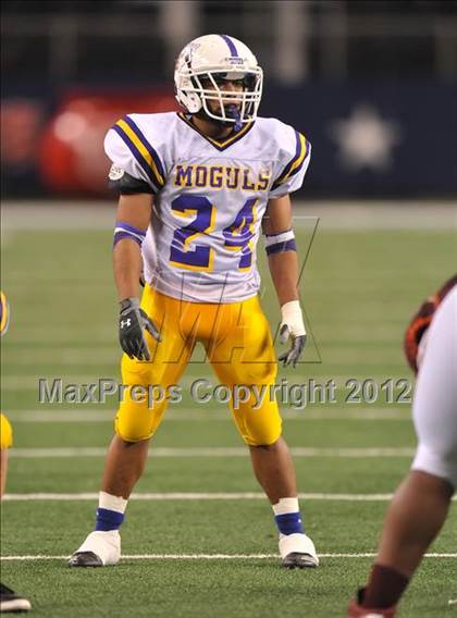 Thumbnail 1 in Munday vs. Tenaha (UIL 1A Division 2 Final) photogallery.