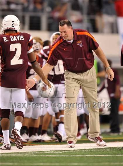 Thumbnail 2 in Munday vs. Tenaha (UIL 1A Division 2 Final) photogallery.