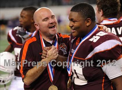 Thumbnail 3 in Munday vs. Tenaha (UIL 1A Division 2 Final) photogallery.