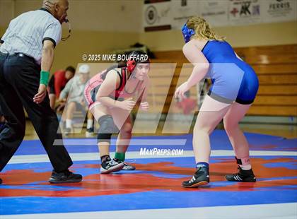 Thumbnail 1 in Rio Mesa @ San Marcos photogallery.