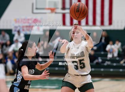 Thumbnail 2 in Seneca Valley @ Pine-Richland photogallery.