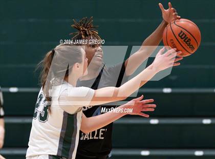 Thumbnail 2 in Seneca Valley @ Pine-Richland photogallery.
