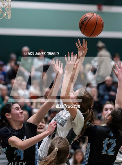 Thumbnail 2 in Seneca Valley @ Pine-Richland photogallery.